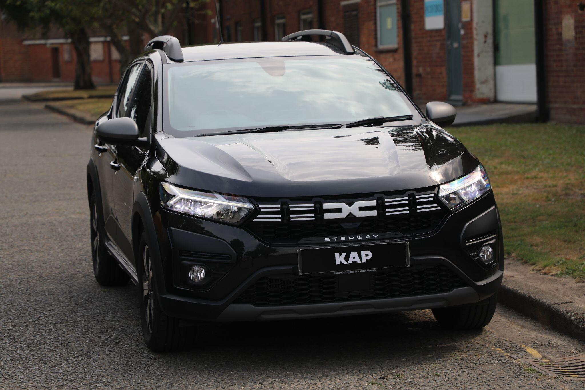 Large vehicle image